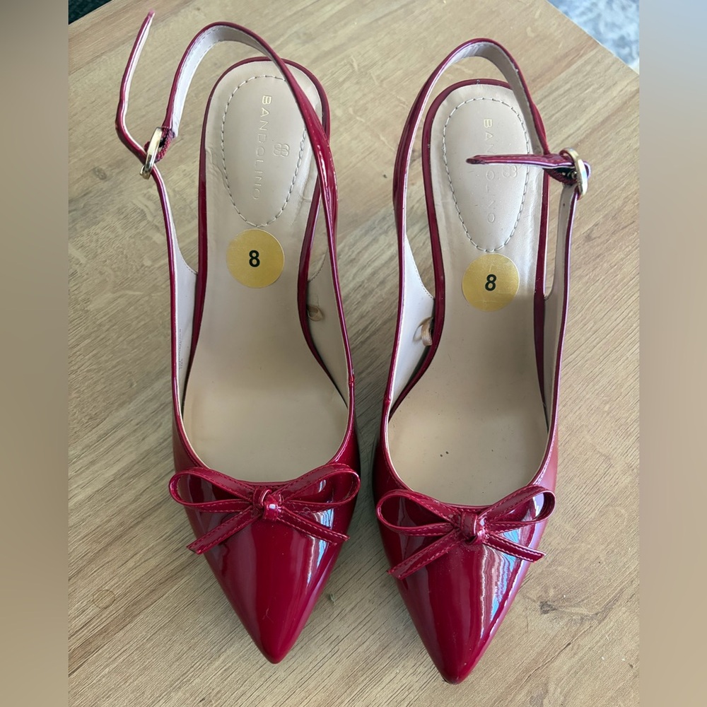 Bandolino Women's Burgundy Slingback Heels